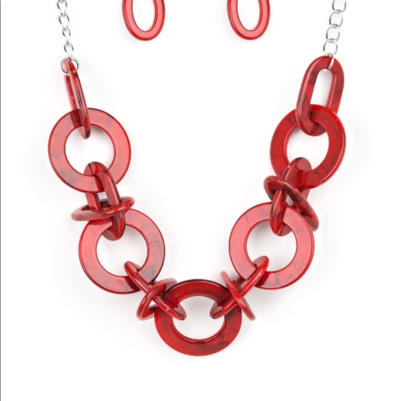 Red acrylic chain Necklace Set - Picture 4 of 4